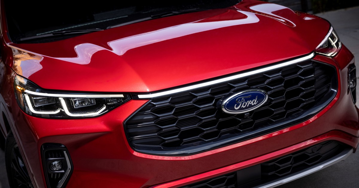 Ford Escape (model roku 2023)