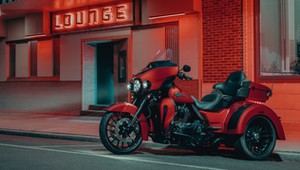 Takimi motocyklami i skuterami można jeździć z prawem jazdy kat. B