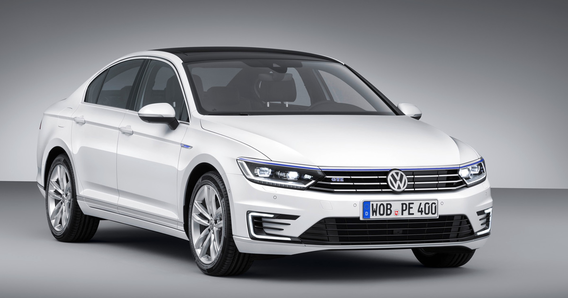 VW-Passat-GTE-2