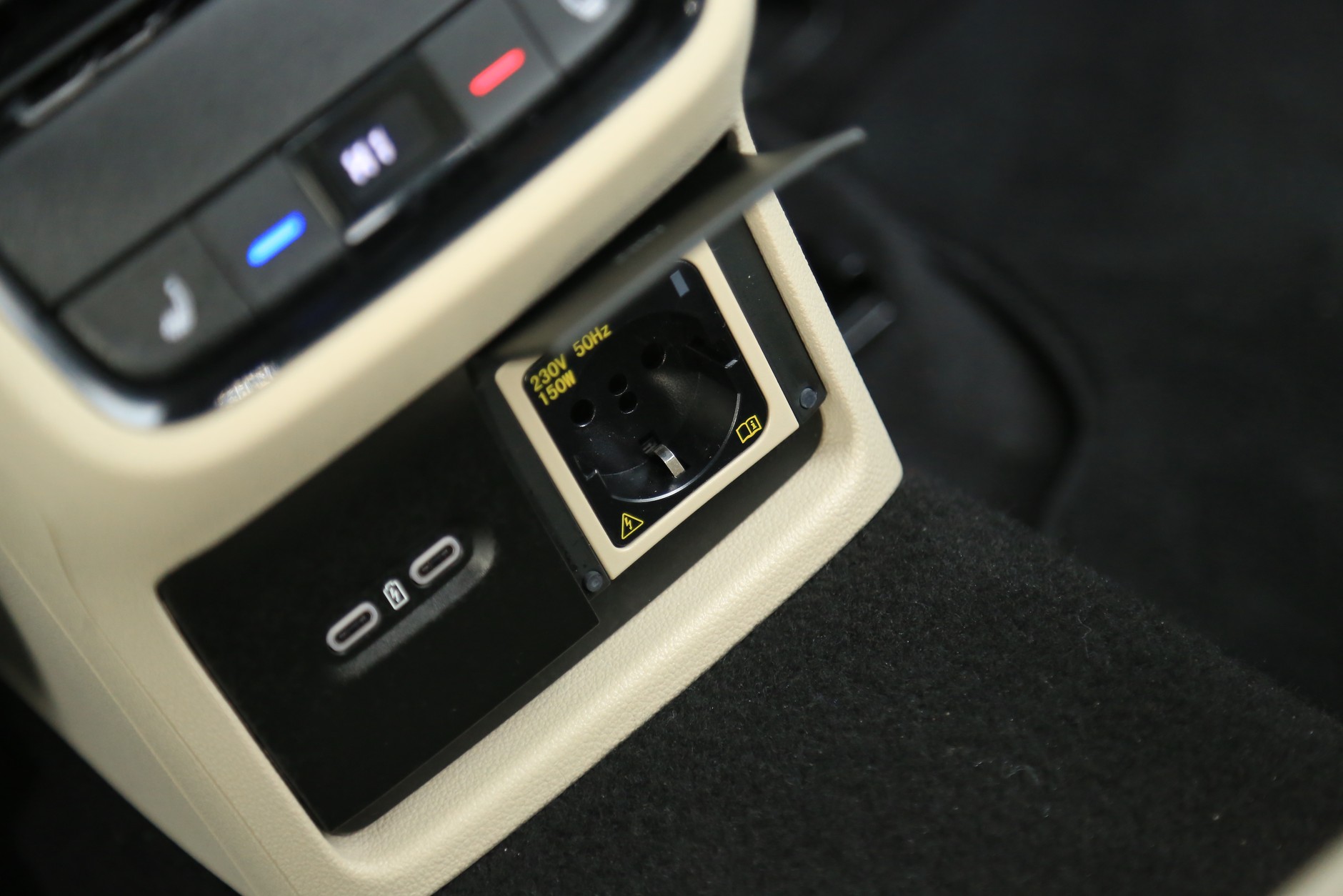 ŠKODA OCTAVIA 1.5 TSI m-HEV 2022 4. generacja