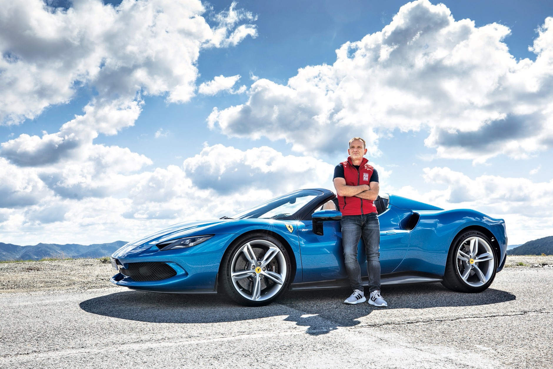 Ferrari 296 GTS (2022)