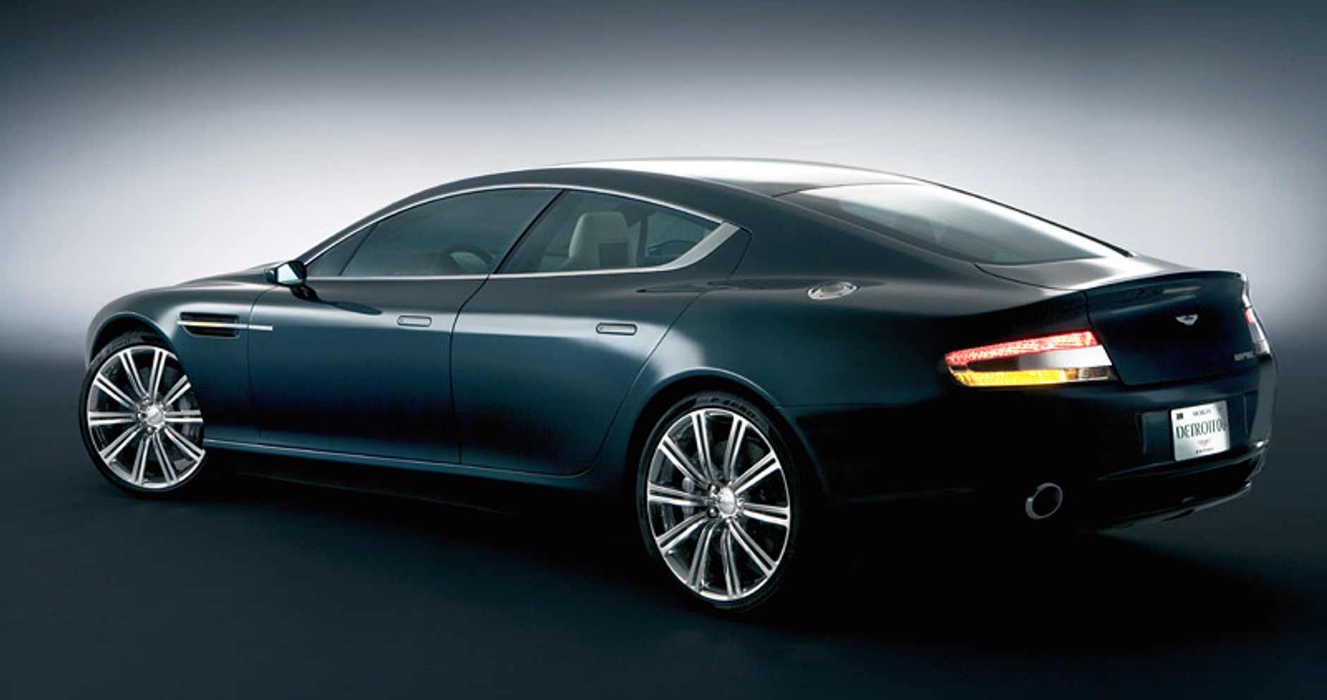 Genewa 2008: Aston Martin Rapide potwierdzony, produkcją zajmie się Magna Steyr