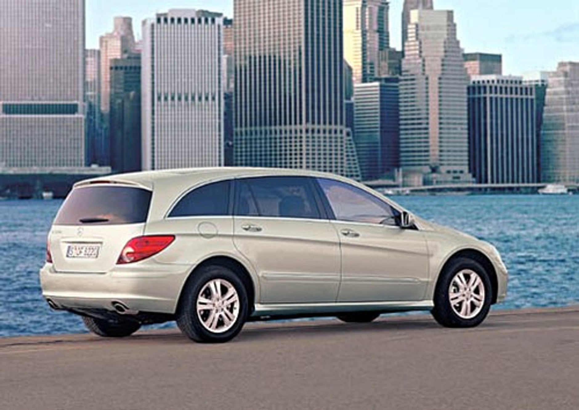 Mercedes podbija Nowy Jork