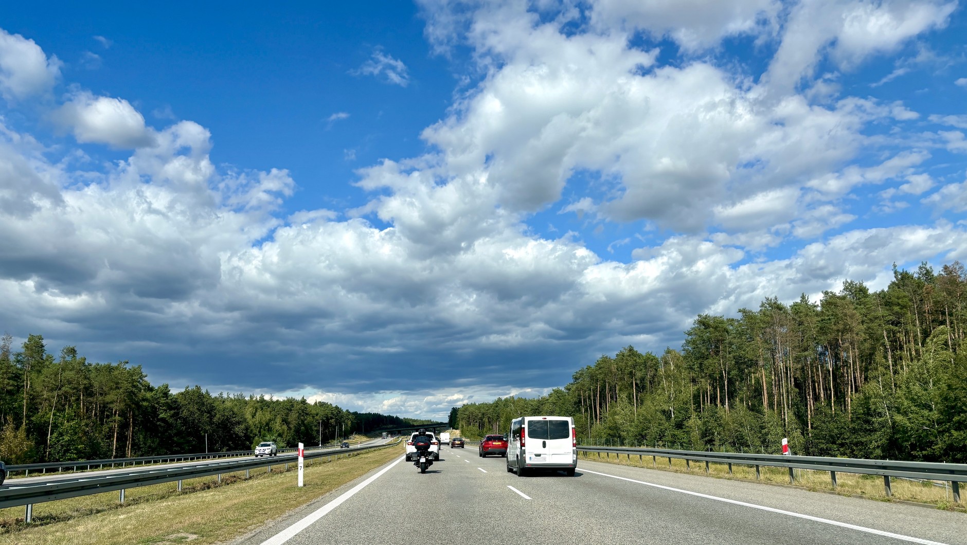 Po 14 latach od oddania do użytku, odcinek autostrady A2 Warszawa-Łódź już nie wytrzymuje natężenia ruchu