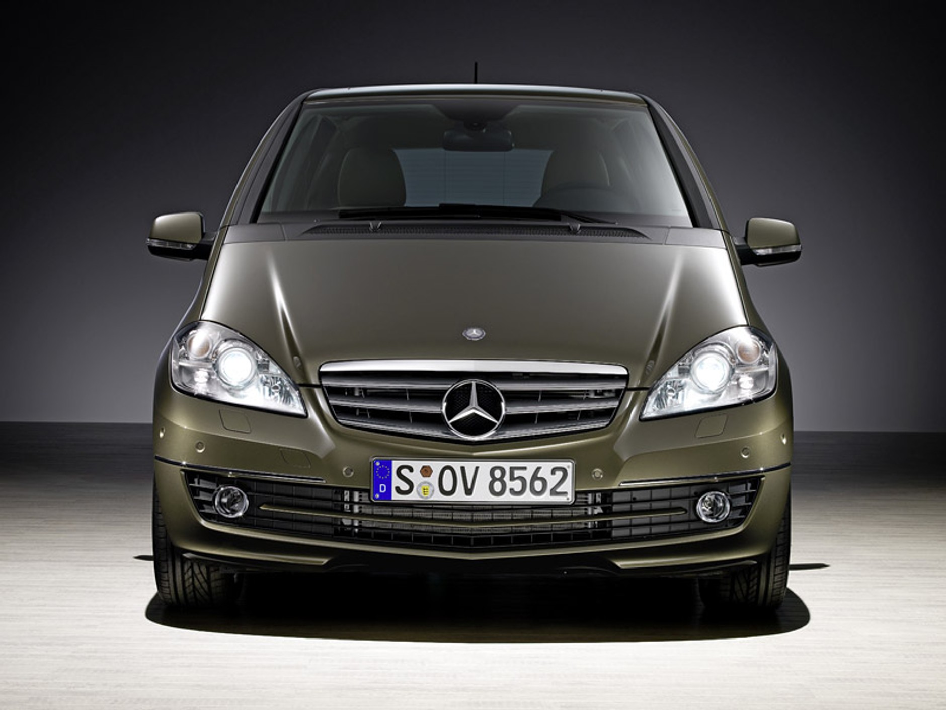 Mercedes-Benz: nowa A-Klasa będzie produkowana na Węgrzech