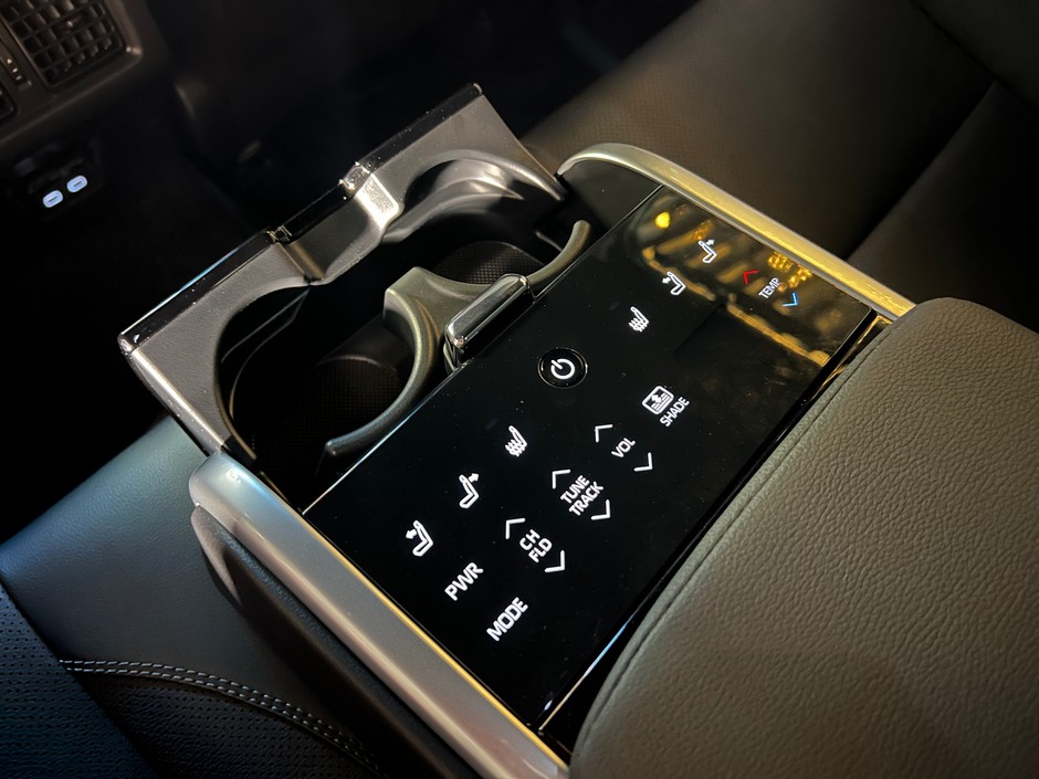 Toyota Camry 2024