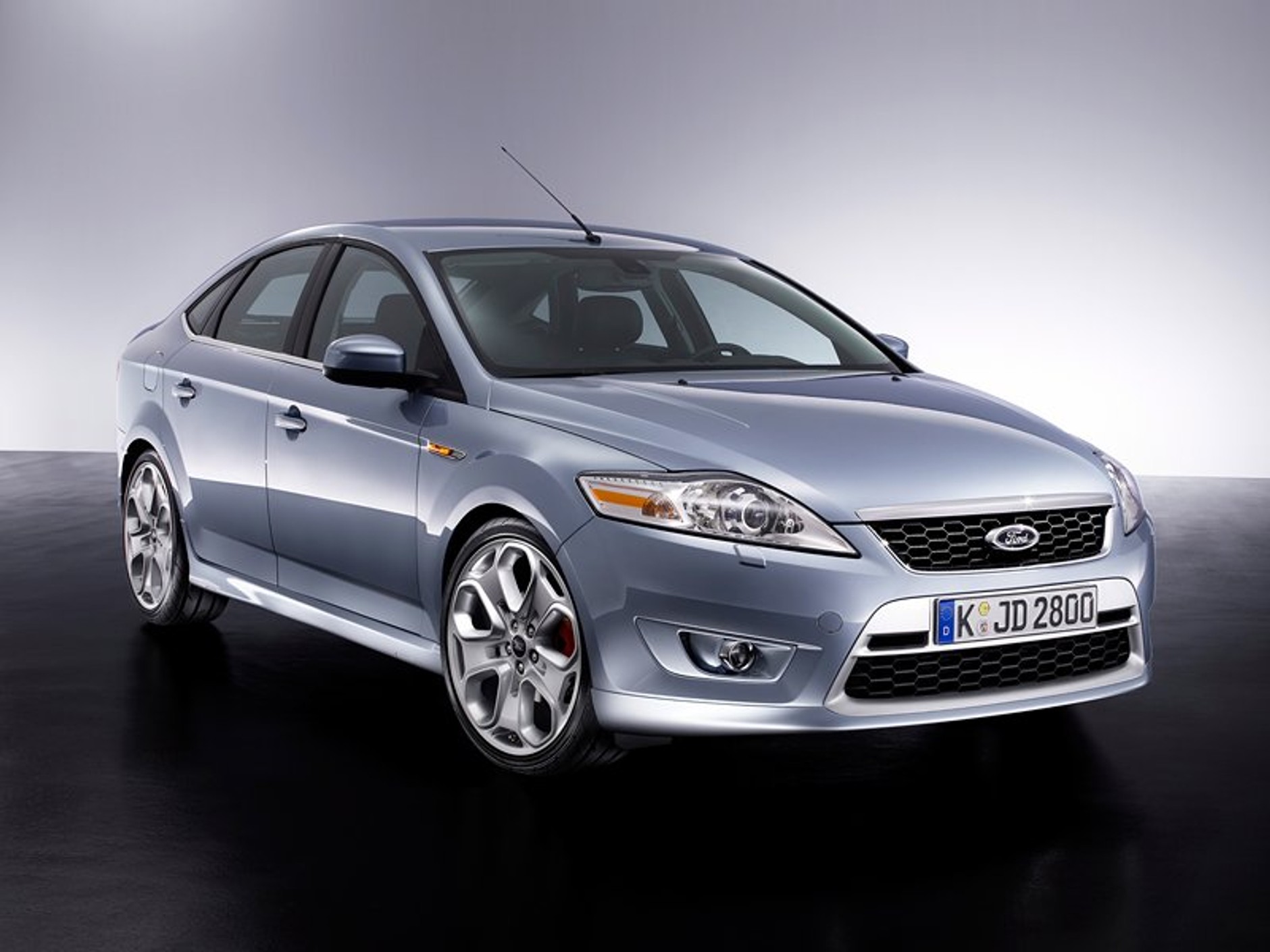 Nowy Ford Mondeo – czy zostanie nową gwiazdą klasy średniej?