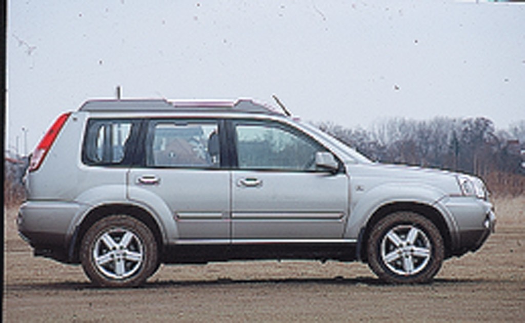 Honda CR-V kontra Nissan X-Trail i Toyota RAV4: pojedynek na szczycie