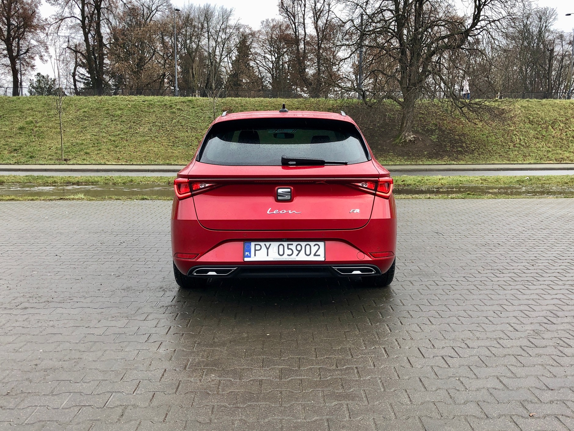 Seat Leon Sportstourer 2.0 TSI FR