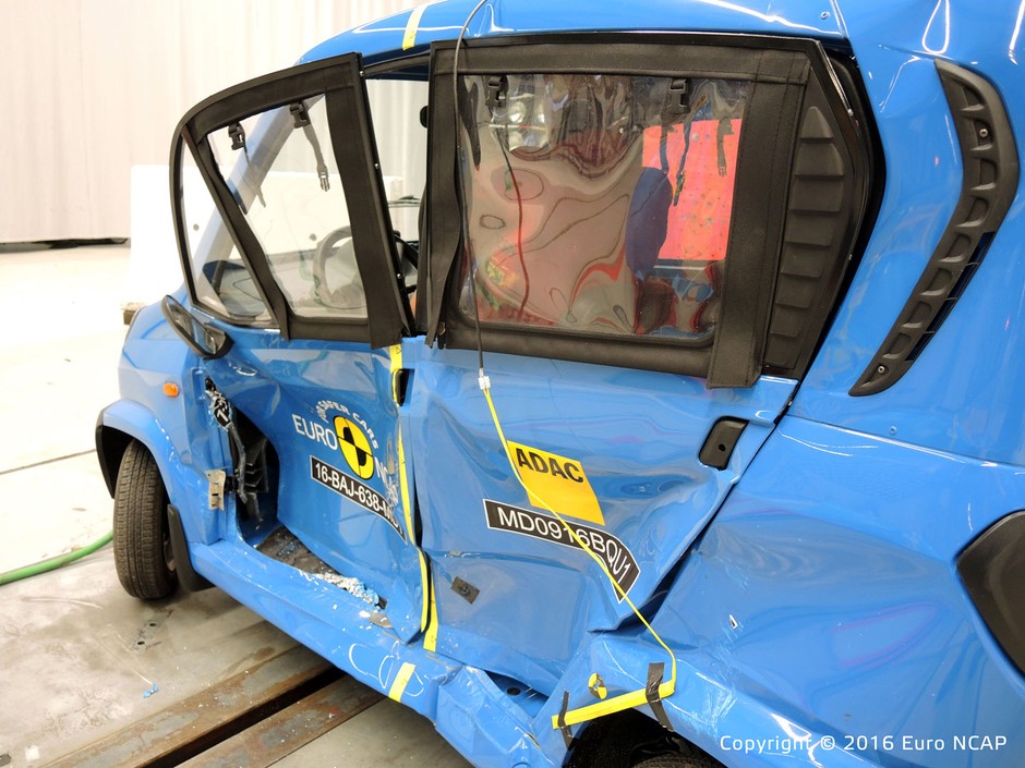 Bajaj Qute