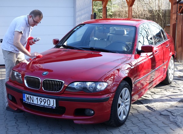 Czym zabezpieczyć lakier i jak często to powtarzać?