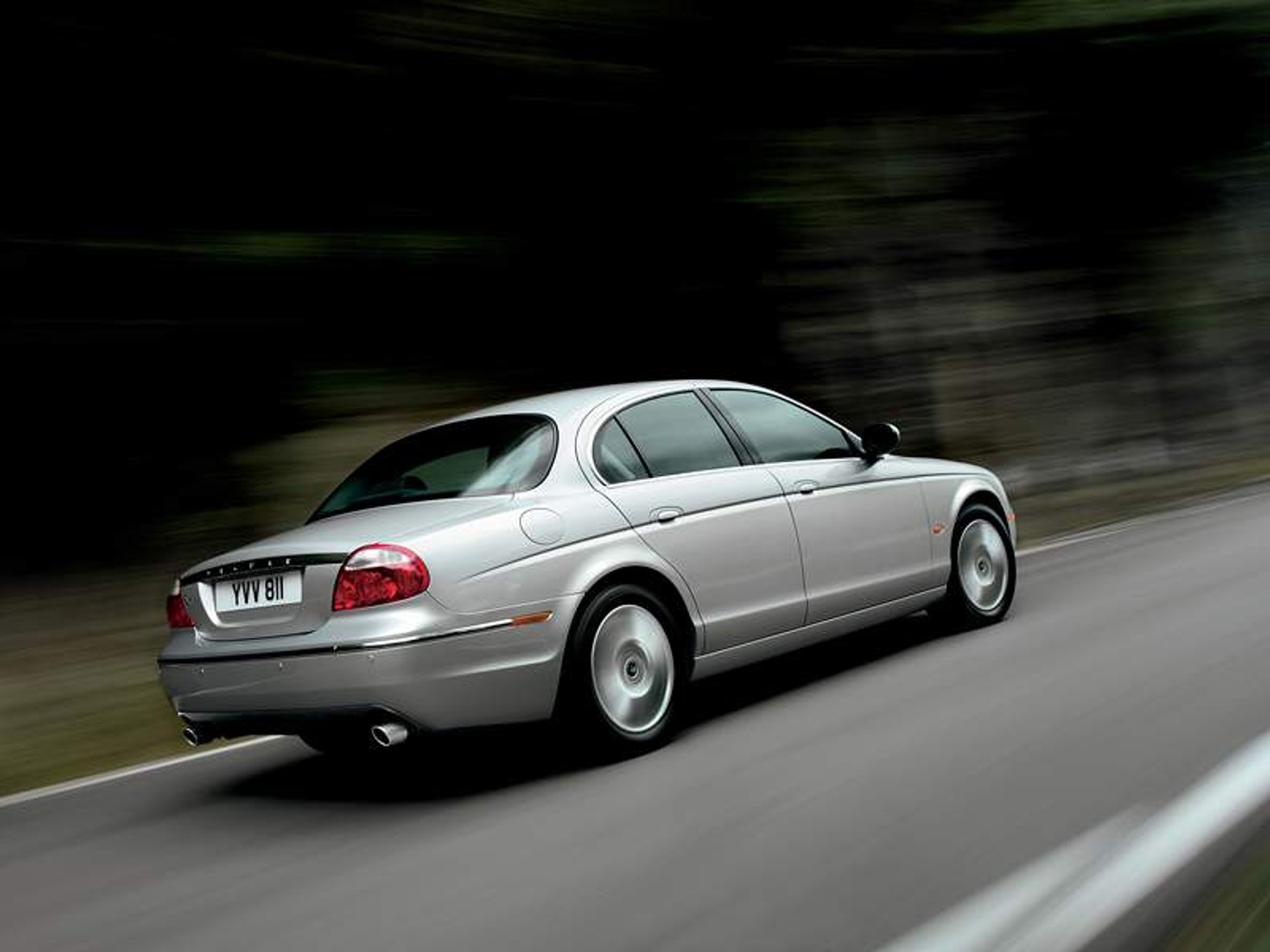 Jaguar: facelifting S-type