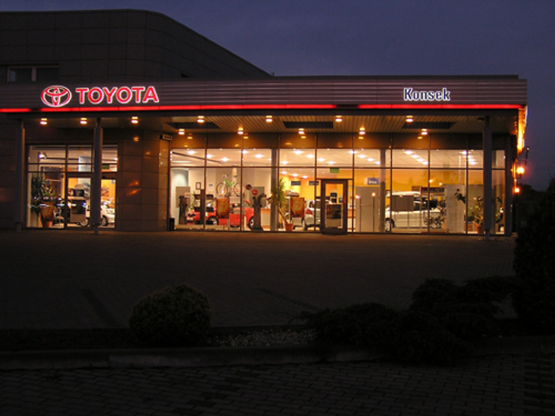 Wielki test salonów samochodowych: W tych salonach obsługują perfekcyjnie