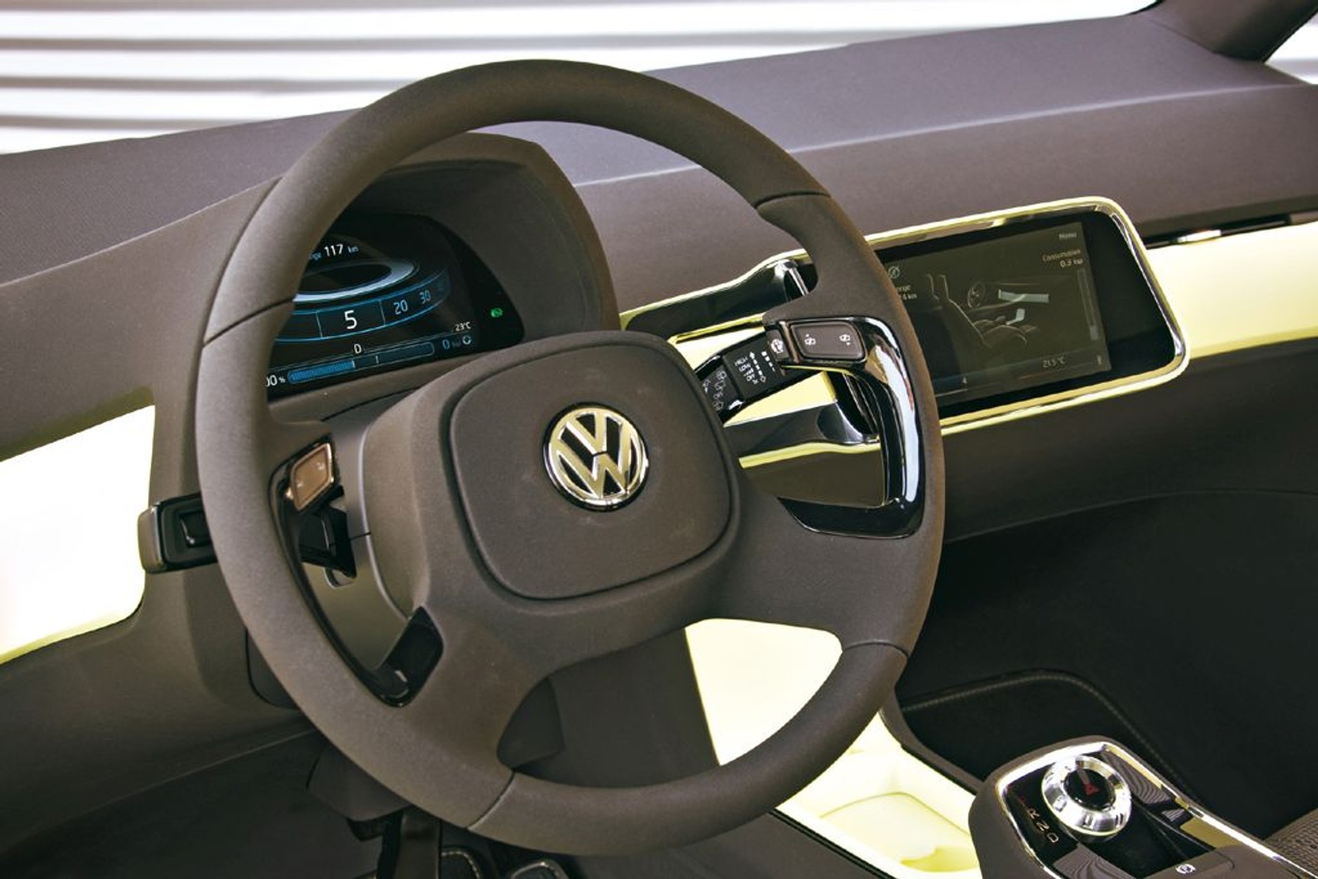 Citroen Revolte, Volkswagen E-Up, Trabant NT - Auta pod napięciem