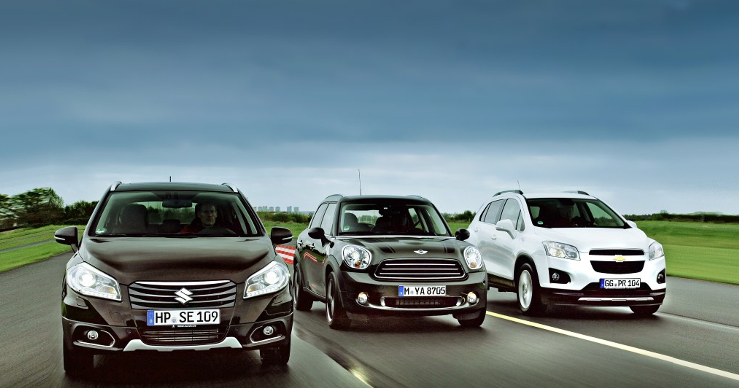 Nowe Suzuki SX4 S-Cross kontra Chevrolet Trax i Mini Countryman