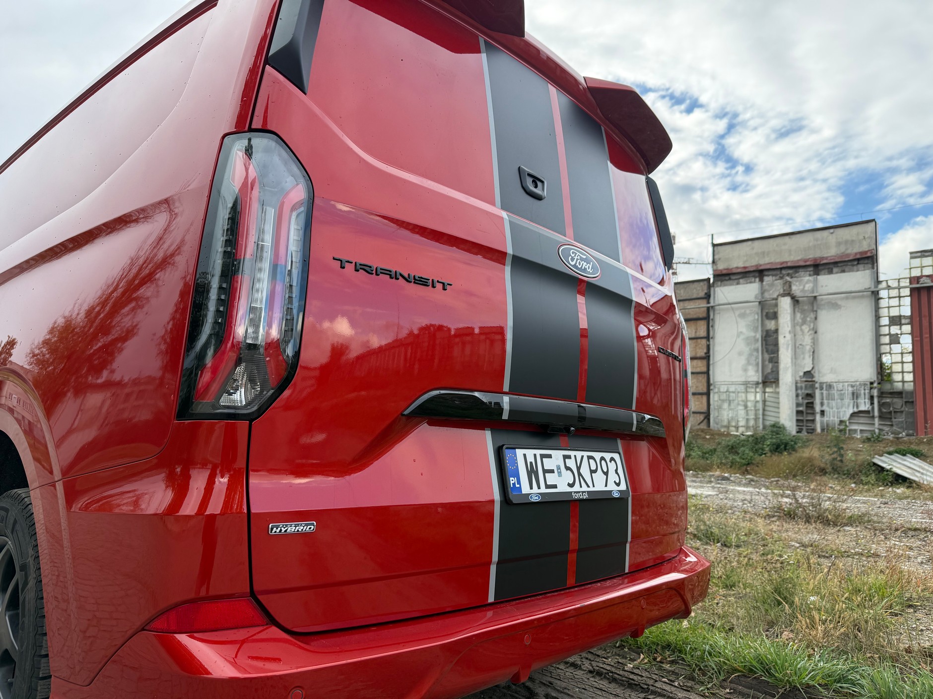 Ford Transit Custom plug-in