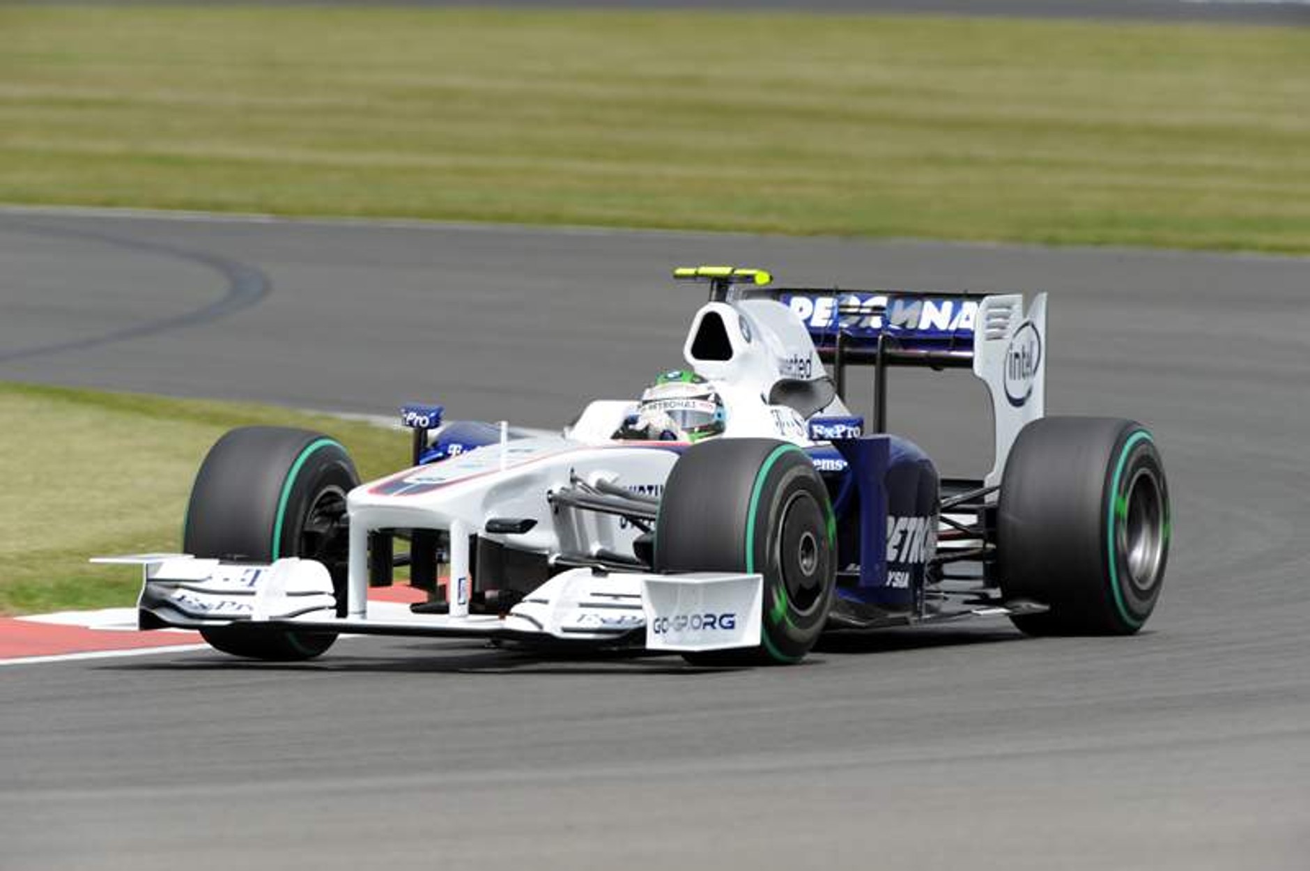 Grand Prix Wielkiej Brytanii 2009: trzeci triumf Vettela (fotogaleria)