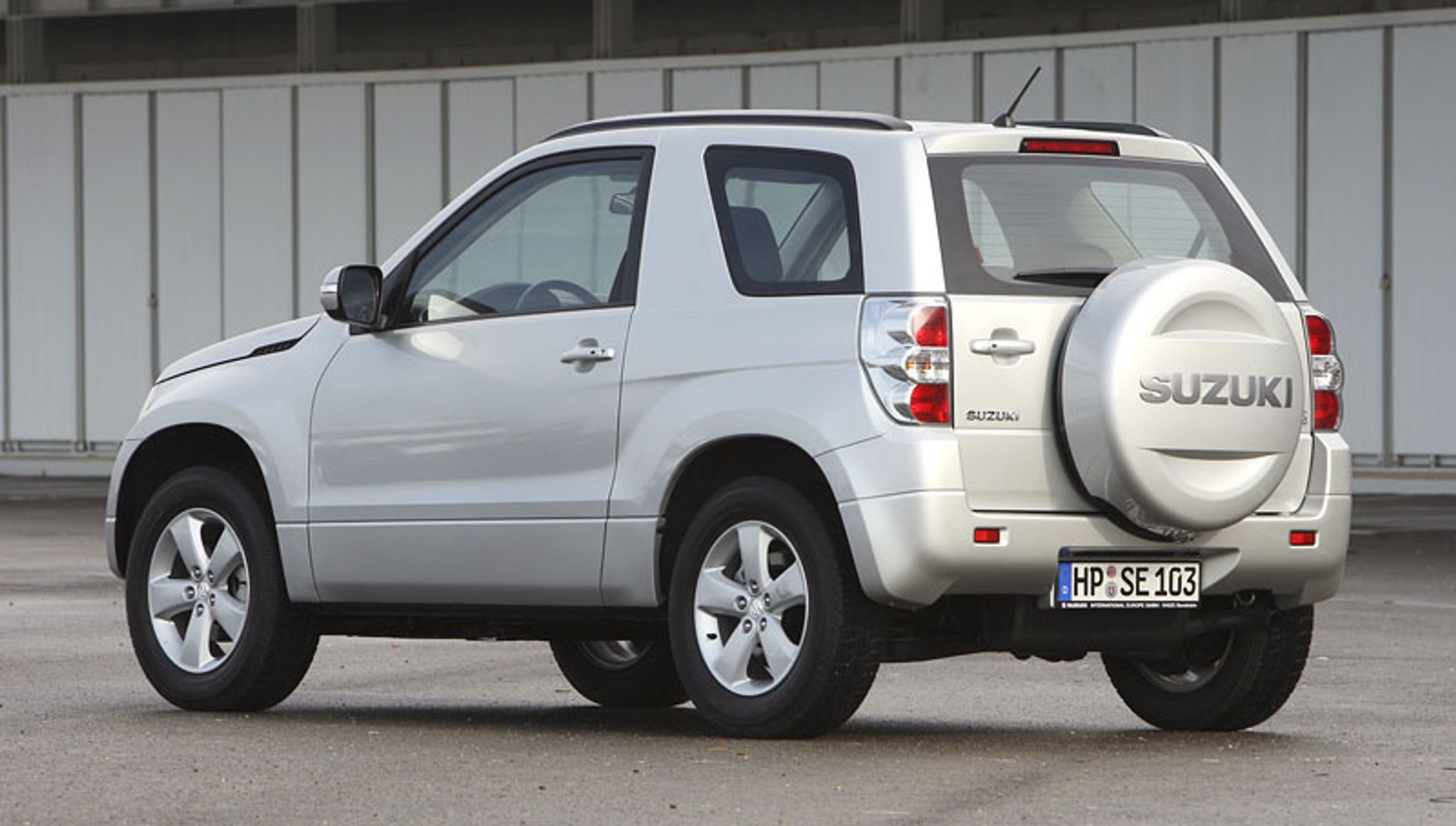 Suzuki Vitara świętuje 20-lecie