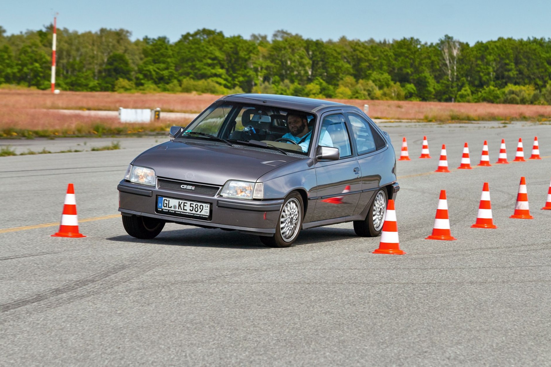 Kadett GSI kontra Golf II GTI 16V - dwa pomysły na szybkie auto