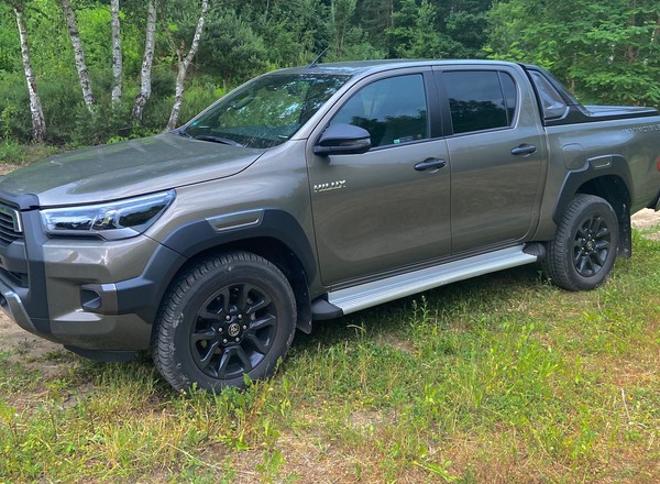 Toyota Hilux 2.8 D-4D Invincible – niezwyciężona, i kropka - Test