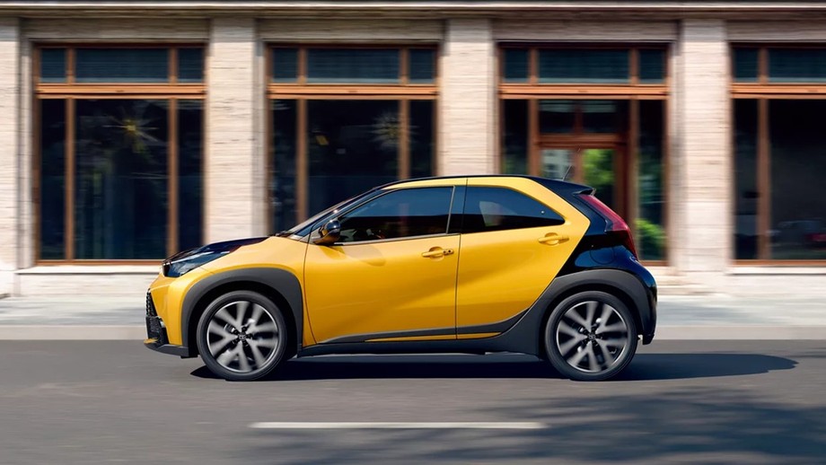Nowe Aygo X Hybrid