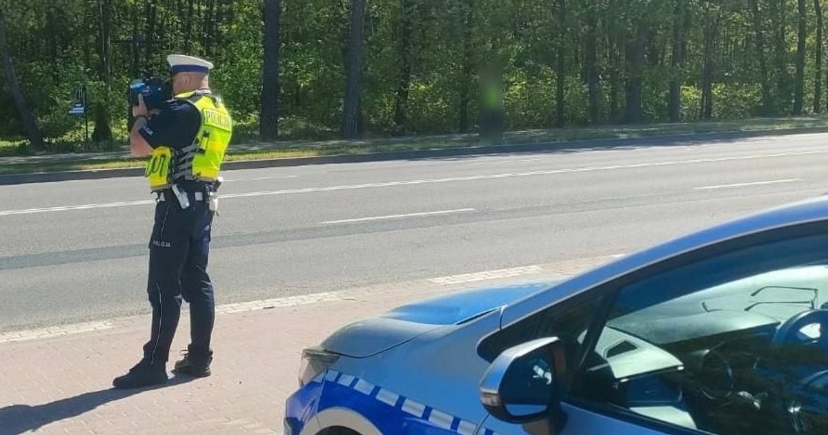Niedawno zrobił prawo jazdy. Już je stracił