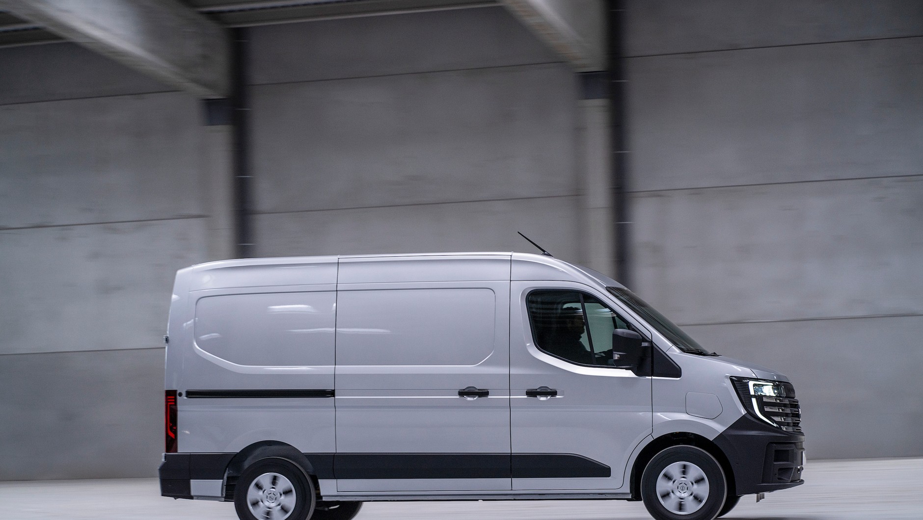 Nissan Interstar III