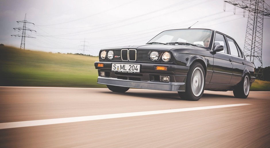 Szlachetna mała
Alpina B3 2.7 pasuje jak smoking od krawca. 
W kategorii frajdy 
z jazdy mogła zająć tylko pierwsze miejsce.