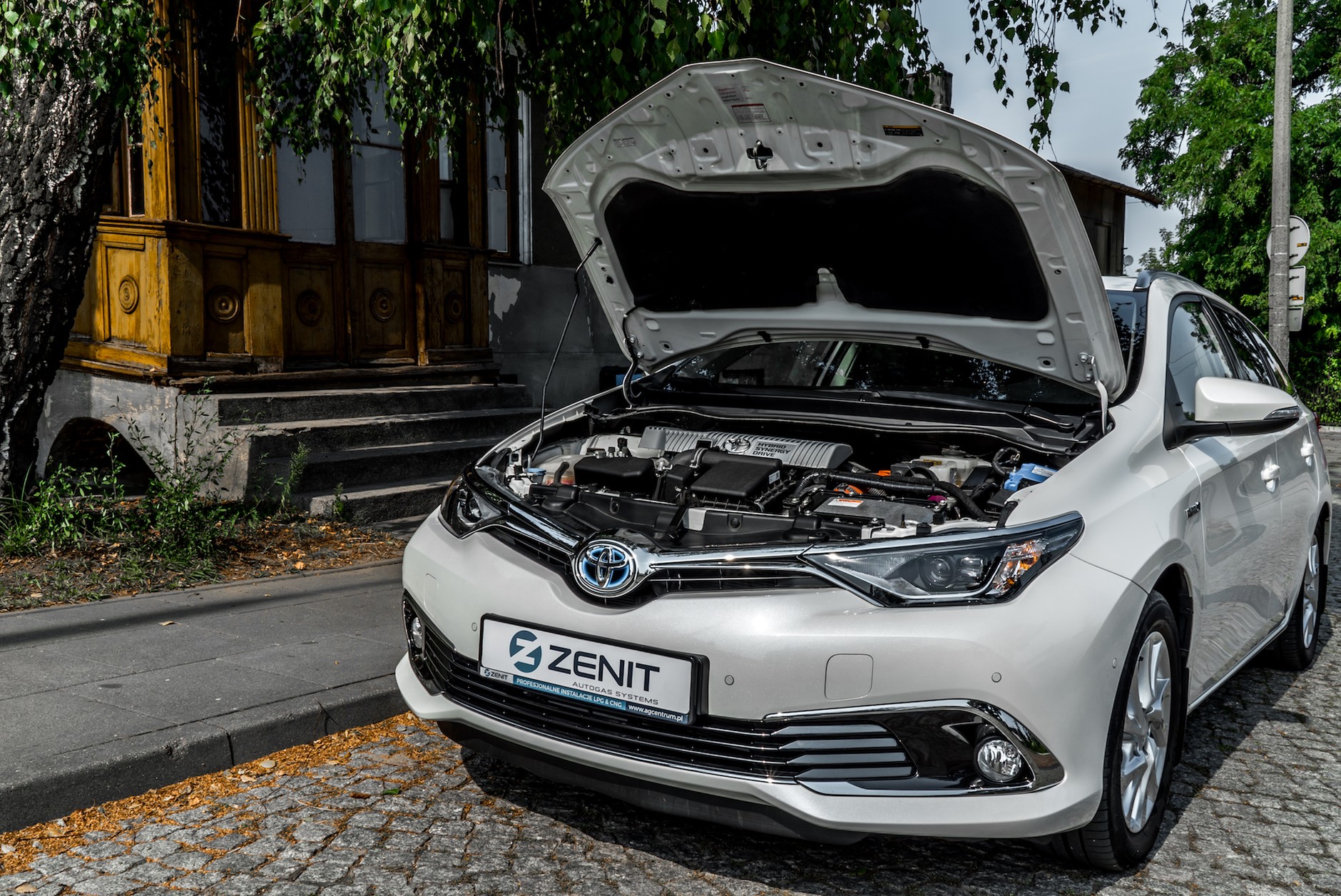 Instalacja gazowa Zenit w hybrydowej Toyocie Auris