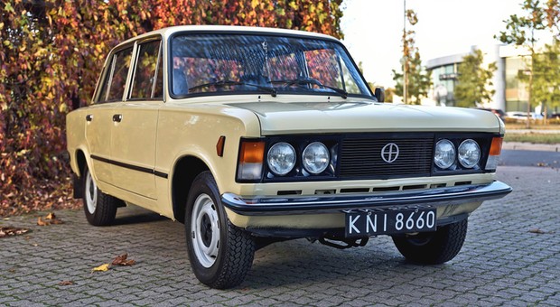 Ten Duży Fiat jest nowy. Kupcie go, zanim ja zrobię ten błąd. Macie dwa tygodnie