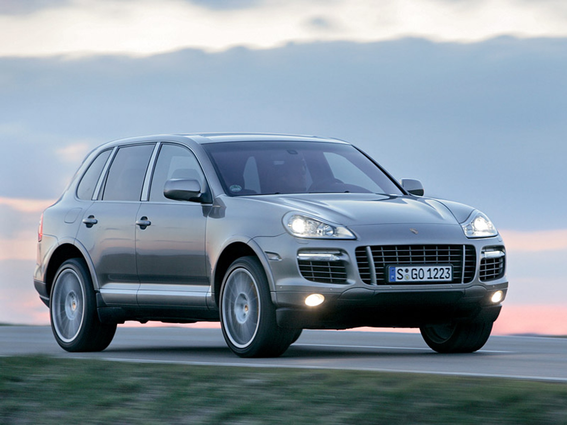 Porsche Cayenne Turbo S: jeszcze mocniejsze Turbo