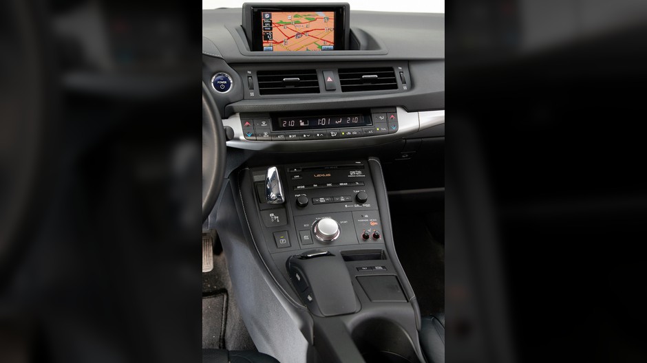 Lexus CT 200h