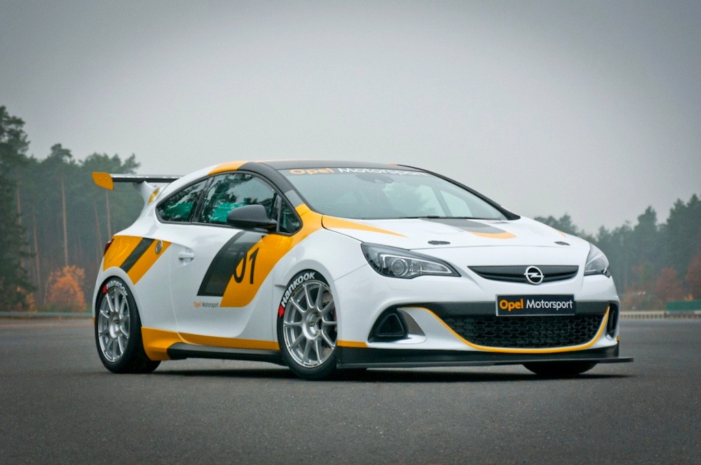 Opel stawia na sport