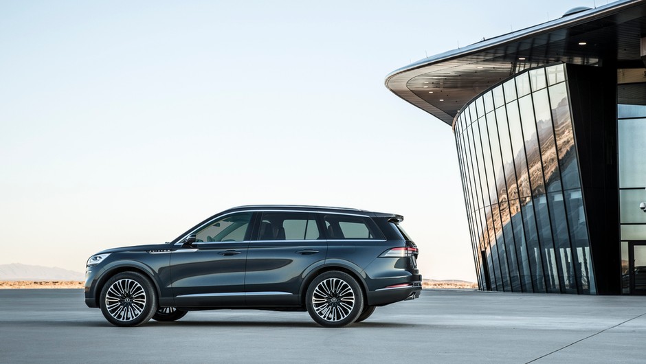 Lincoln Aviator