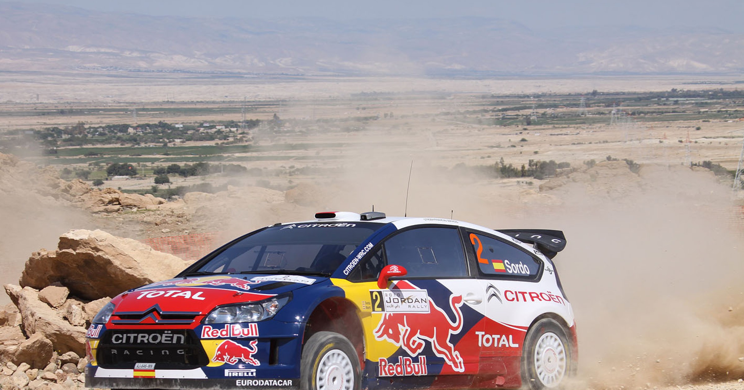 Rajd Jordanii 2010: kto szybszy na pustyni - Citroën czy Ford? (relacja na żywo z 1. etapu)