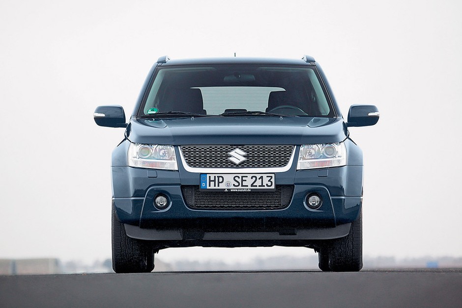 Suzuki Grand Vitara kontra Mitsubishi ASX i Skoda Yeti: kompaktowe terenówki na start