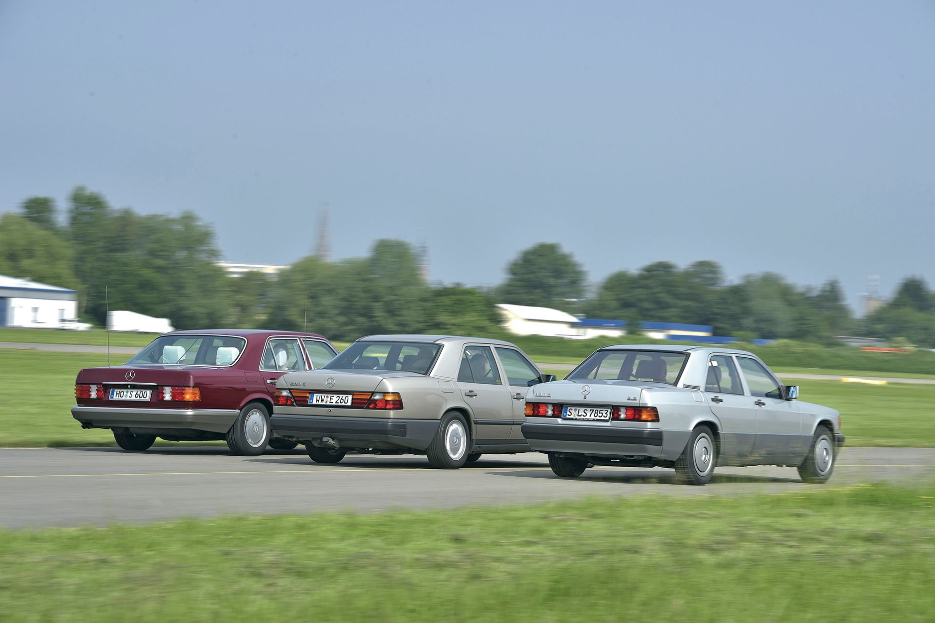 Porównanie Mercedesów z silnikiem M103 - jeden silnik, trzy auta