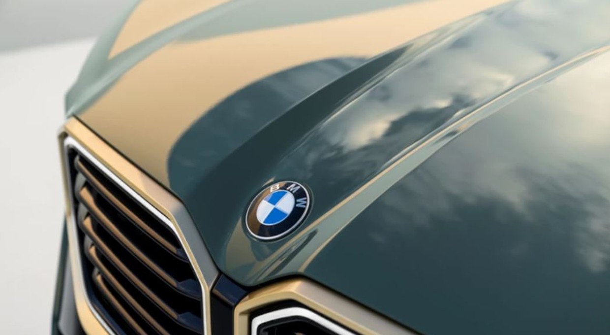 BMW chyba "pozazdrościło" Mercedesowi. Szykuje konkurenta dla Klasy G