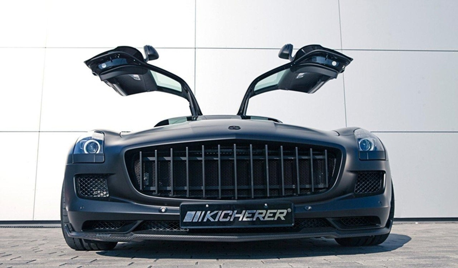 Kicherer Mercedes SLS AMG