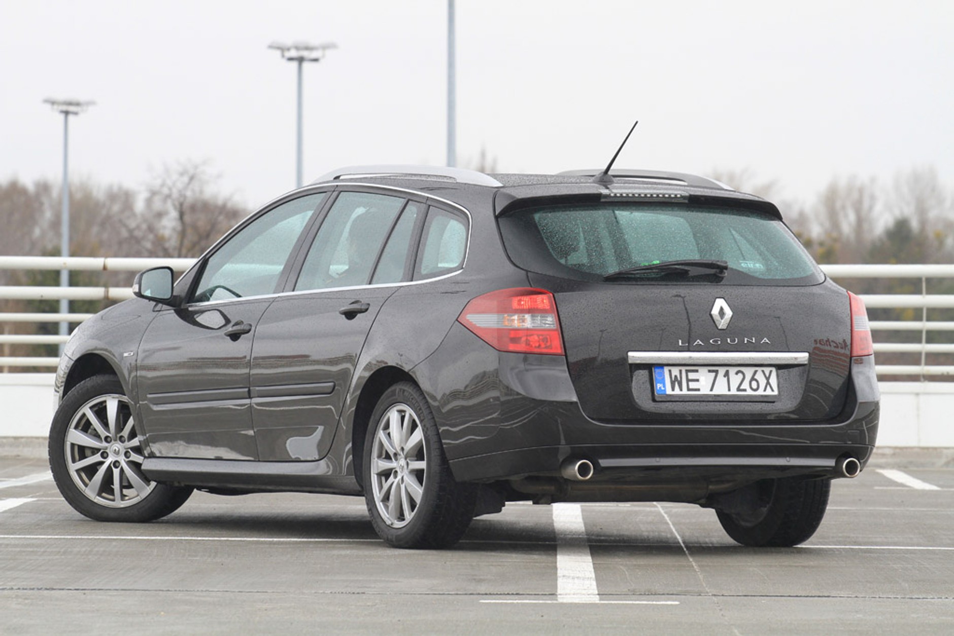 Peugeot 508 SW kontra Renault Laguna Grandtour: wybierasz styl czy funkcjonalność?