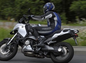 Honda Crosstourer: turystyk dla wymagających