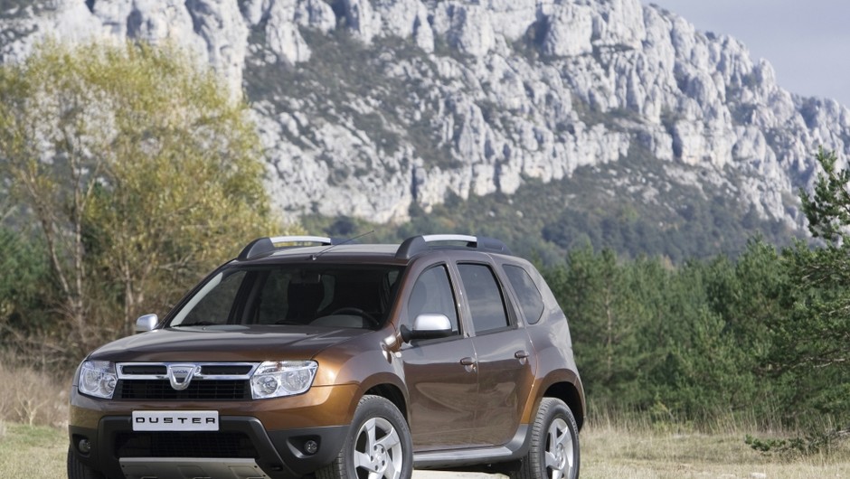 Dacia Duster: oficjalne zdjęcia, sprzedaż od stycznia 2010 roku (Wideo)