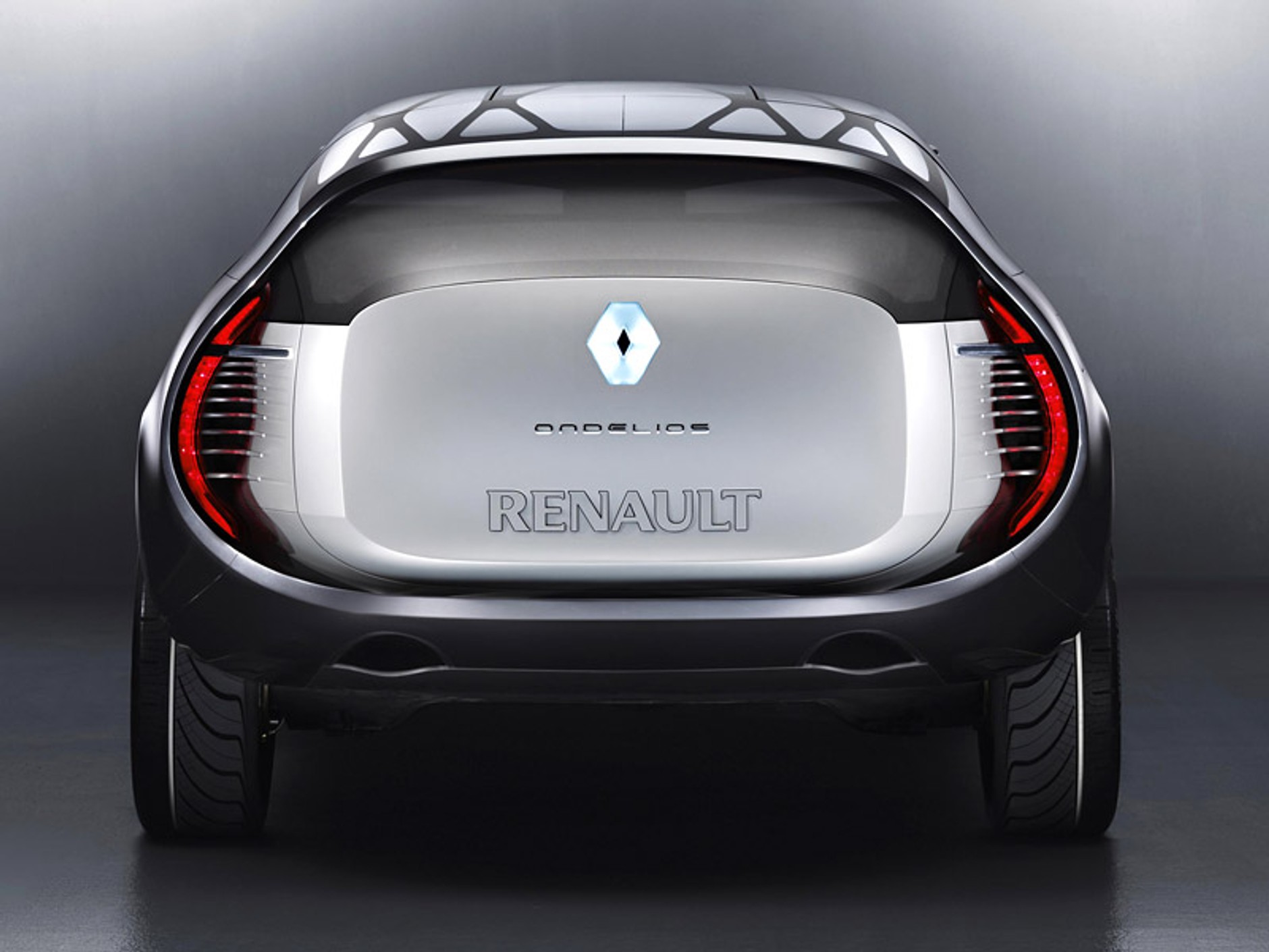 Paryż 2008: Renault przedstwia Ondeliosa (wideo)