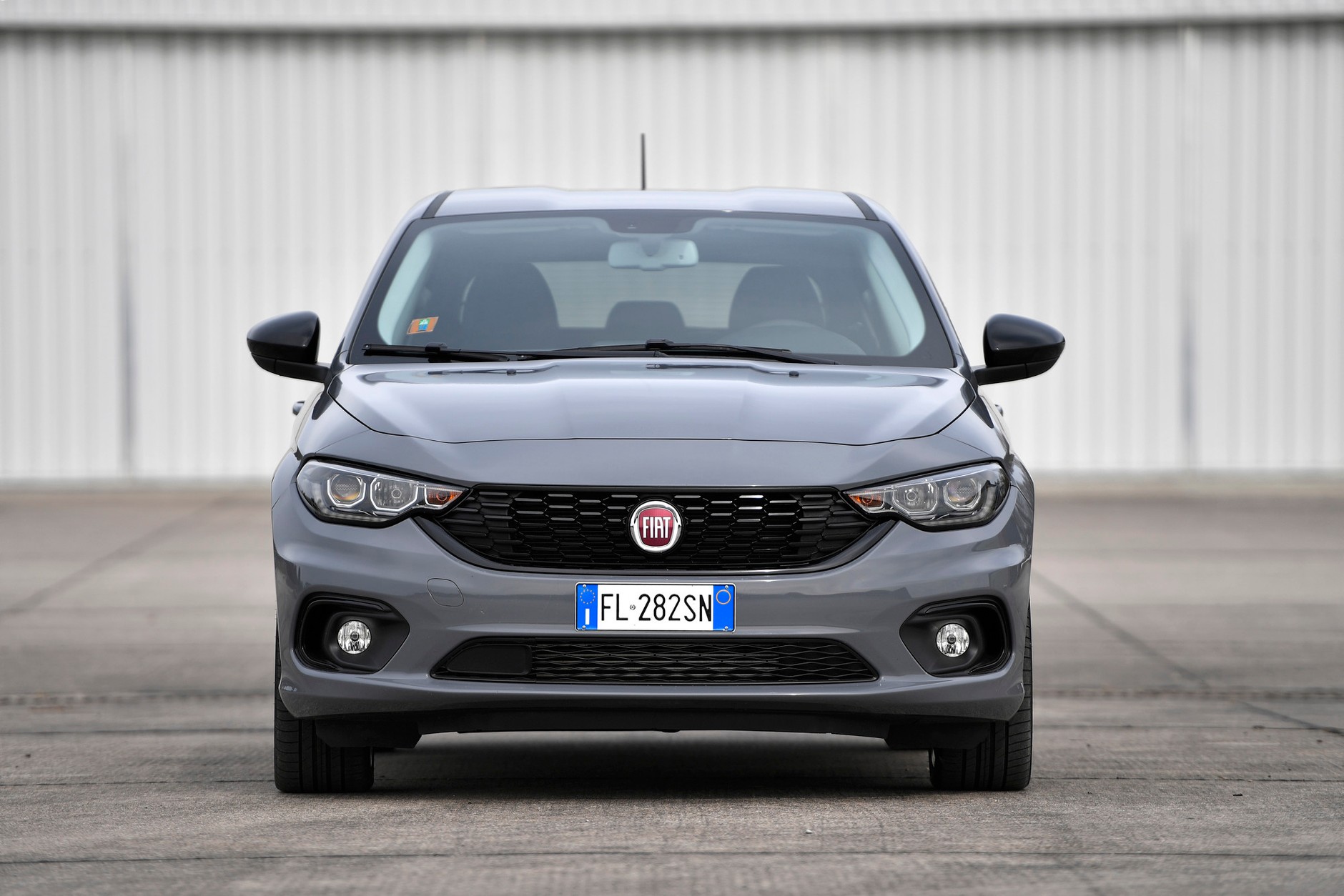 Sprzedaż nowych aut w Europie