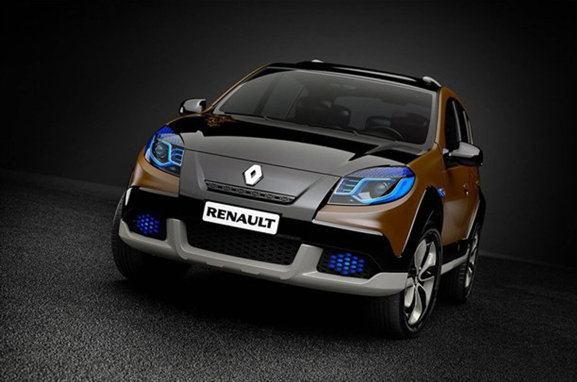 Renault Sandero Stepway – dwa kolory, kwiaty i kobiety
