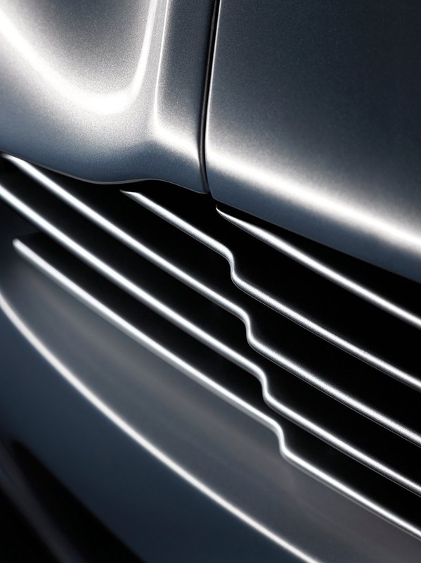 Nowy Aston Martin DBS w Pradze: oficjalne informacje i zdjęcia