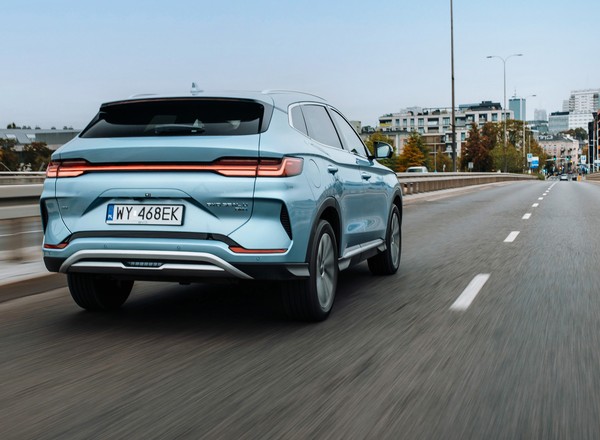 Zapytaliśmy Pertyna, jakie auto kupiłby w 2025 r. Jego warunki spełniają cztery samochody. Trzy są chińskie