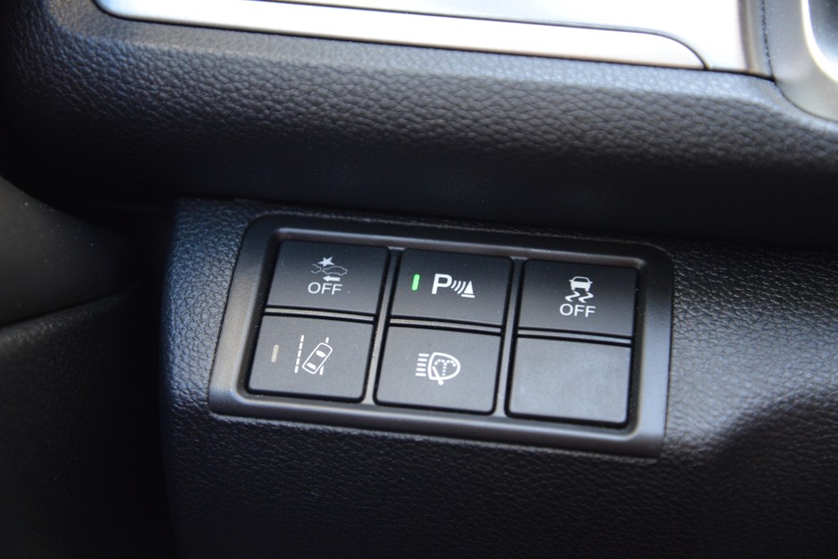 Honda Civic 1.5 VTEC Turbo MT Executive