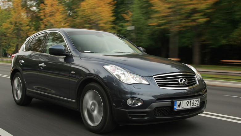 Infiniti EX 30D: SUV z dieslem pod maską