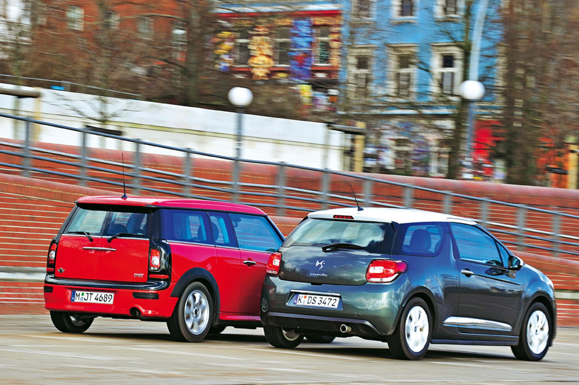 Retropojedynek: Citroen DS3 wyzywa Mini Clubmana